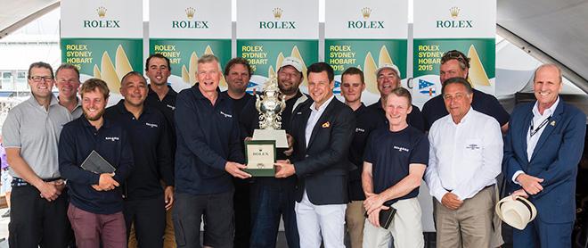 From left, RYCT Commodore Matthew Johnston, Premier of Tasmania, Will Hodgman, Balance crew members with Paul Clitheroe and Rolex Australia General Manager Patrick Boutellier in centre, CYCA Commodore John Cameron and Deputy Lord Mayor Alderman R G (Ron) Christie  © Rolex/ Stefano Gattini http://www.rolex.com